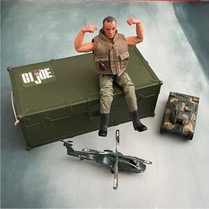 Vintage Formative International Army Action Figure and Foot Locker Trunk